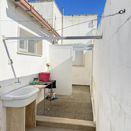 Casa Ninetta A Con Cortile דירה טורה לפילו