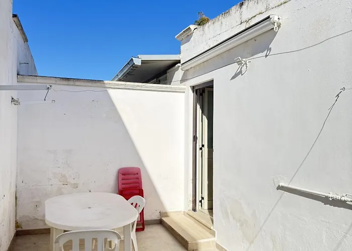 Casa Ninetta A Con Cortile * Торре-Лапилло