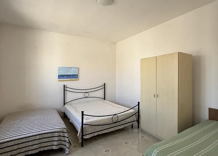 Апартаменты Casa Ninetta A Con Cortile Торре-Лапилло
