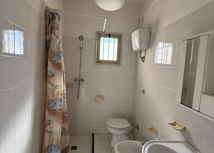 Casa Ninetta A Con Cortile Торре-Лапилло