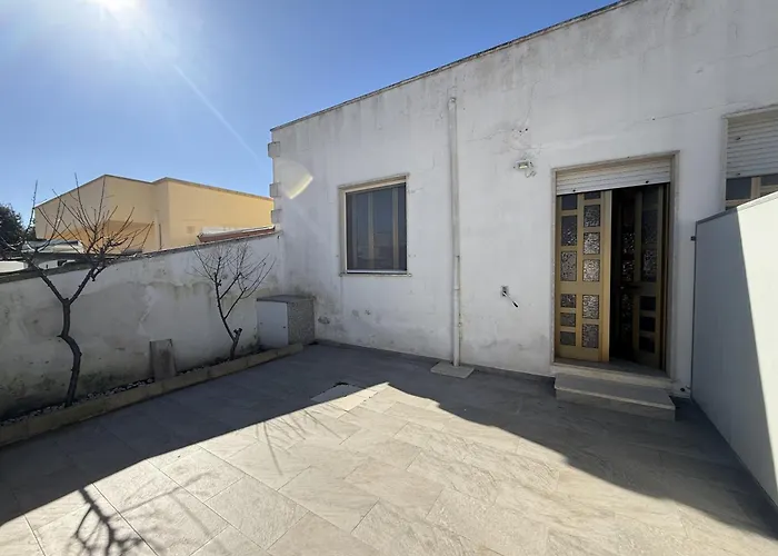 Casa Ninetta A Con Cortile Апартаменты Торре-Лапилло