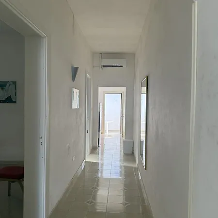 Casa Ninetta A Con Cortile Appartement Torre Lapillo